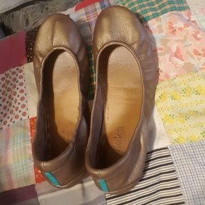 Bronze Tieks size 6